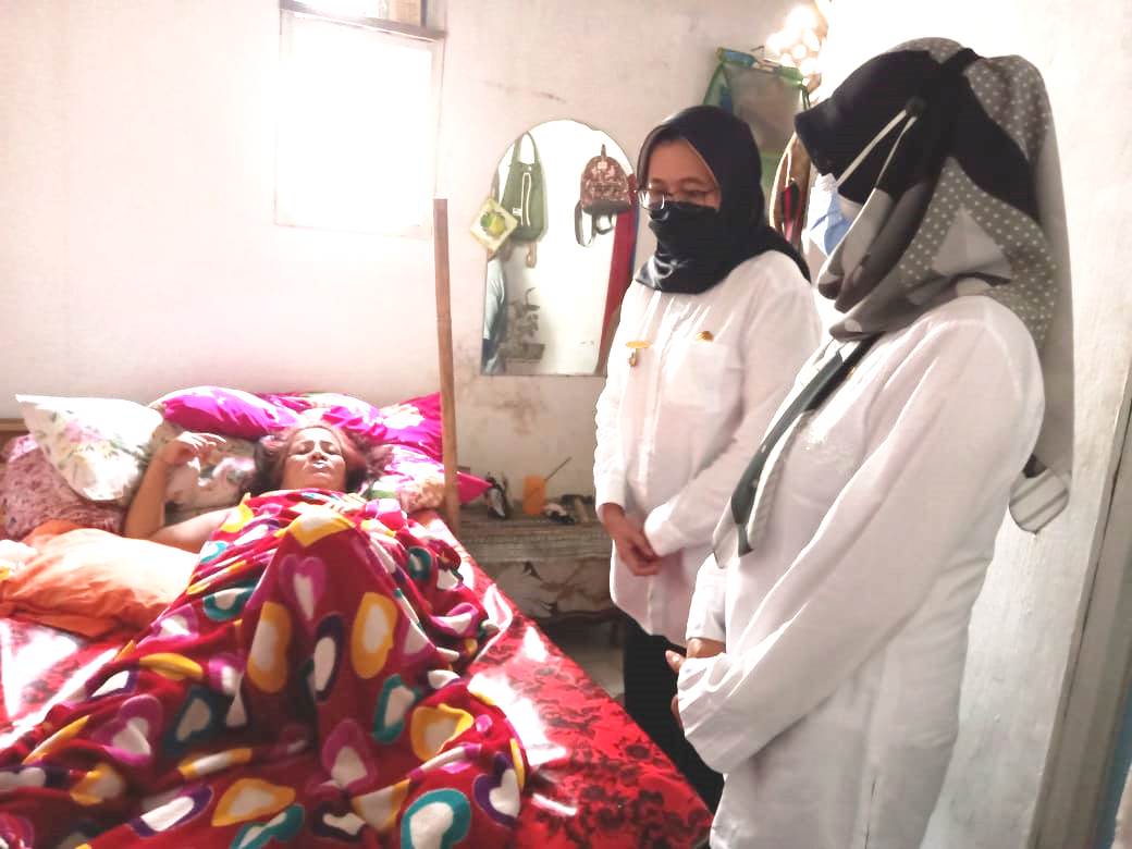 KUNJUNGAN WAKIL BUPATI  & KEPALA DINAS SOSIAL DIRUMAH WARGA LUMAJANG YANG TERLANTAR DI KALTIM